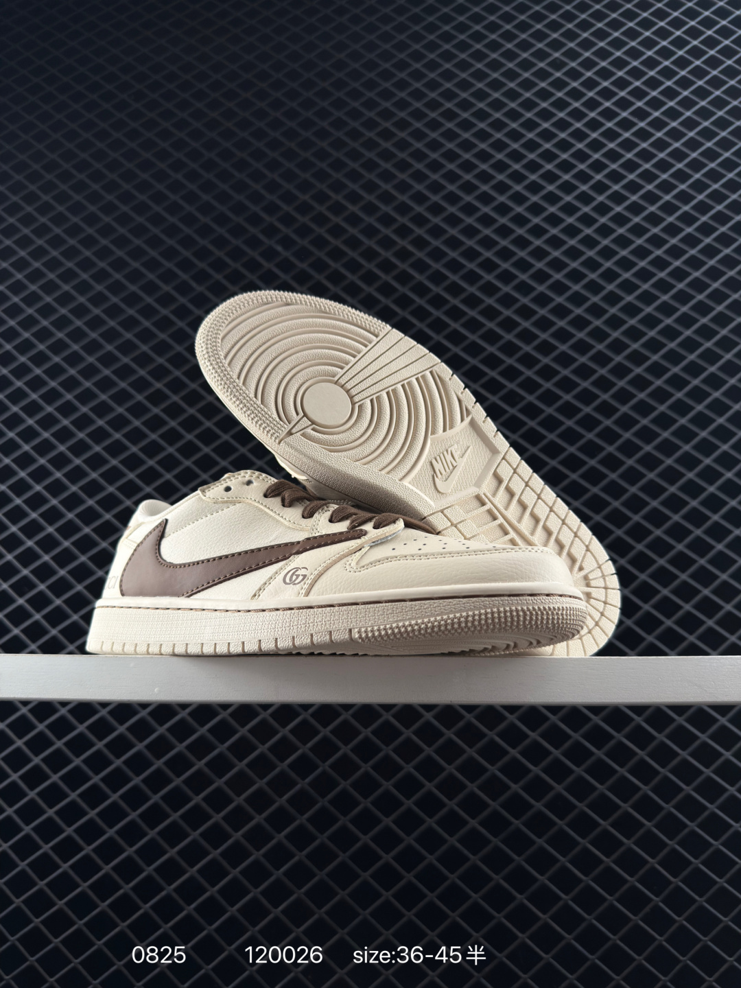 Travis Scott x Air Jordan 1 ” Reverse Mocha “